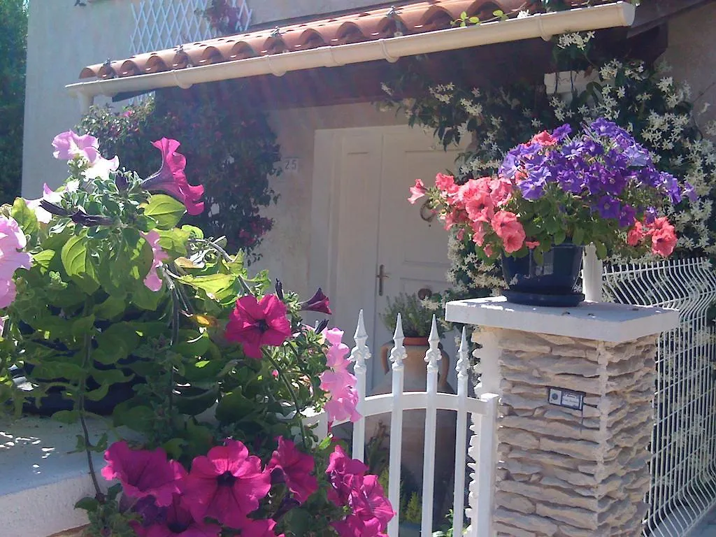 Villa Kamea Αντίμπ